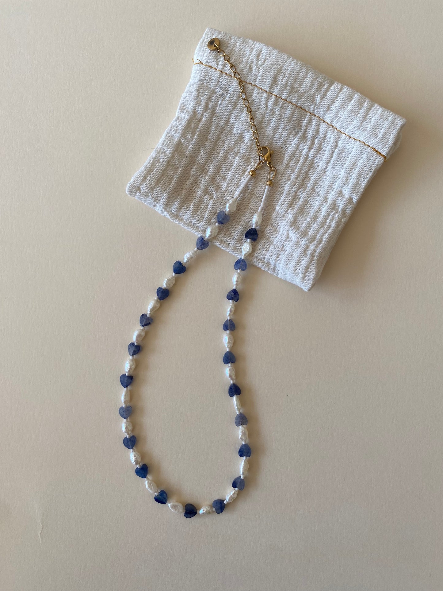 Collier Marine - Coeurs de pierre & perles d’eau douce