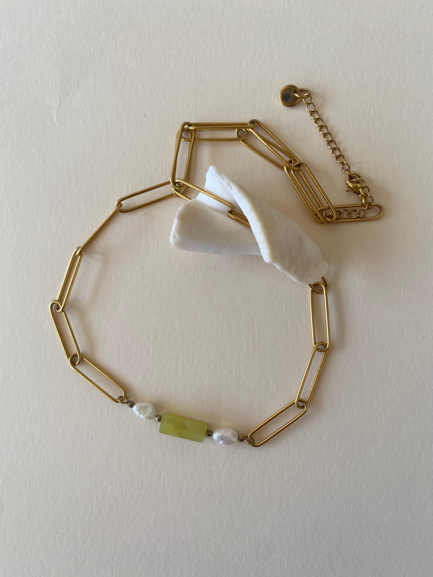 Collier Ariel - Pierre naturelle & chaîne dorée