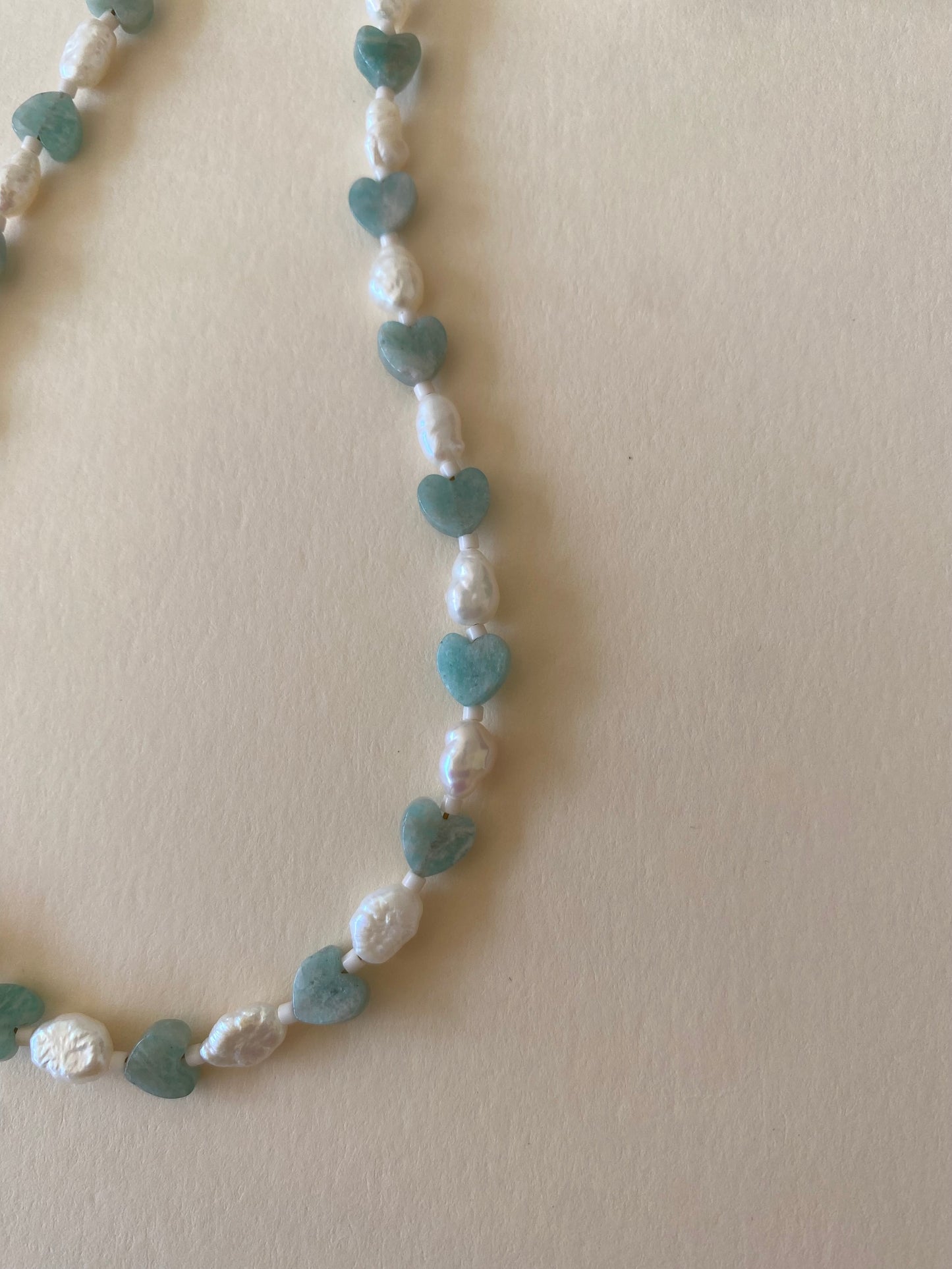 Collier Marine - Coeurs de pierre & perles d’eau douce